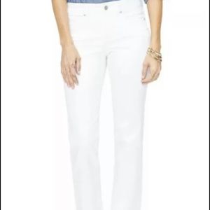 NWT NYDJ Marilyn Straight Leg Jeans Optic White Slits in front of pants. Size 00